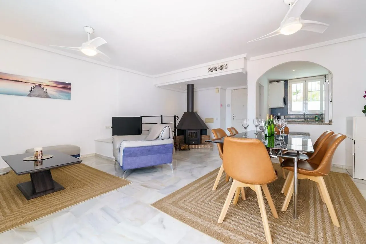 Beautiful Views Family Townhouse Steps From The Beach Benalmadena