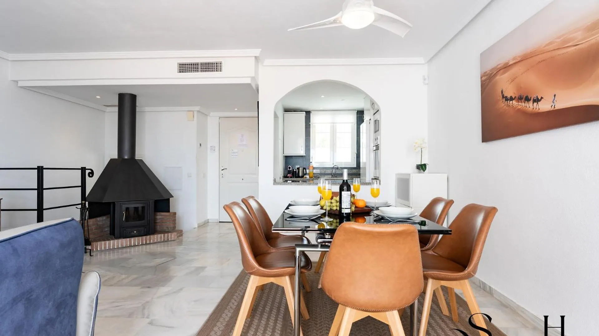 Дом отдыха Beautiful Views Family Townhouse Steps From The Beach Бенальмадена