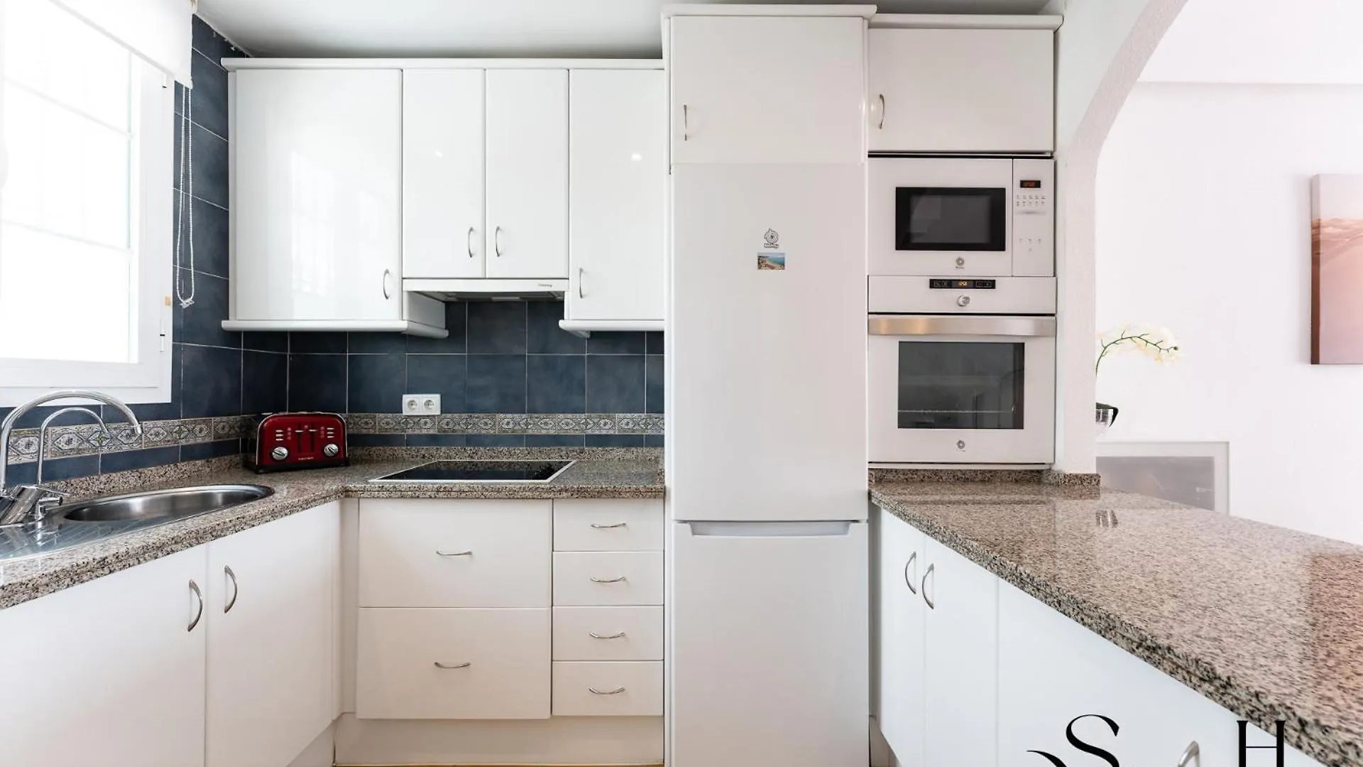 Beautiful Views Family Townhouse Steps From The Beach Benalmadena